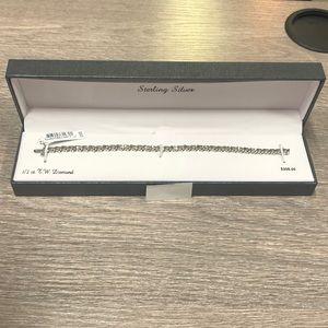 1/2 ct.t.w. Diamond bracelet - Sterling silver